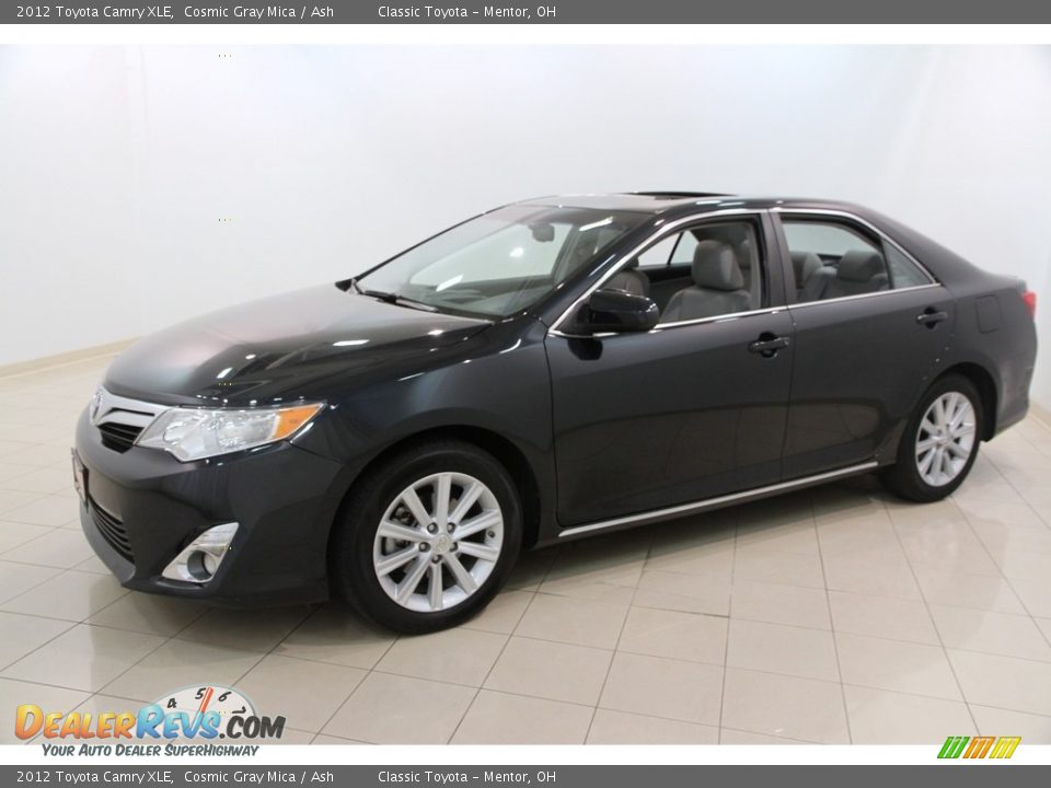 2012 Toyota Camry XLE Cosmic Gray Mica / Ash Photo #3