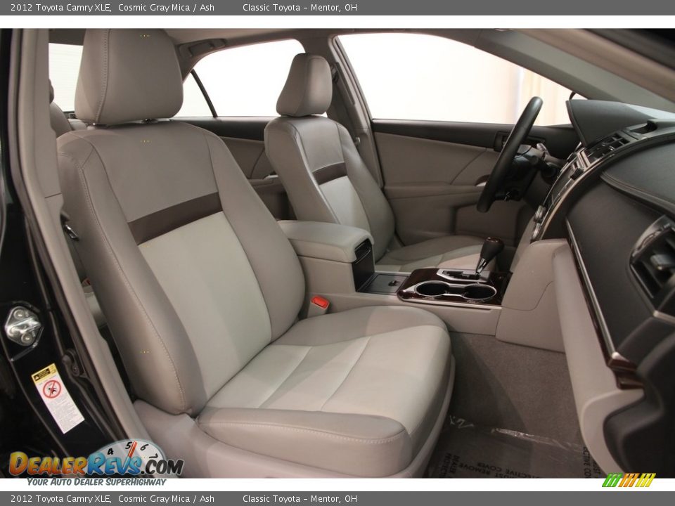 2012 Toyota Camry XLE Cosmic Gray Mica / Ash Photo #16