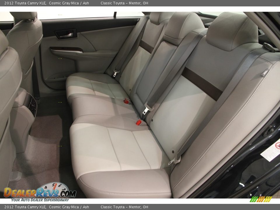 2012 Toyota Camry XLE Cosmic Gray Mica / Ash Photo #18