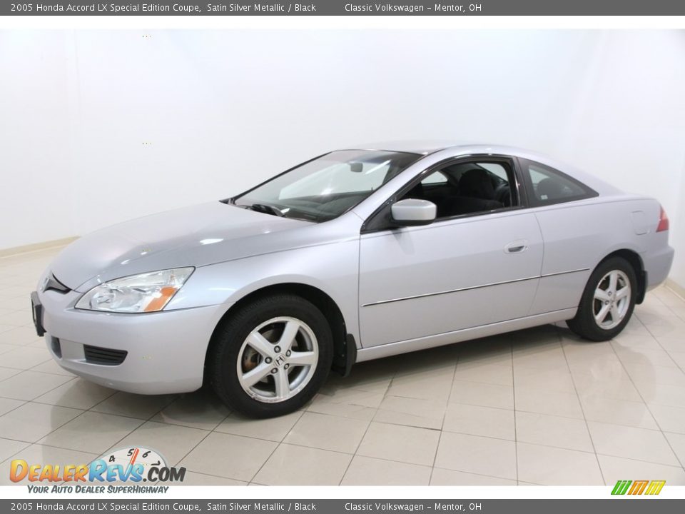2005 Honda Accord LX Special Edition Coupe Satin Silver Metallic / Black Photo #3