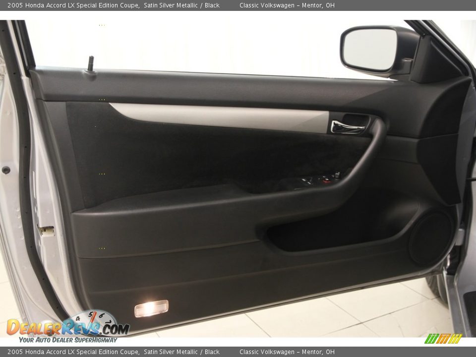 2005 Honda Accord LX Special Edition Coupe Satin Silver Metallic / Black Photo #4