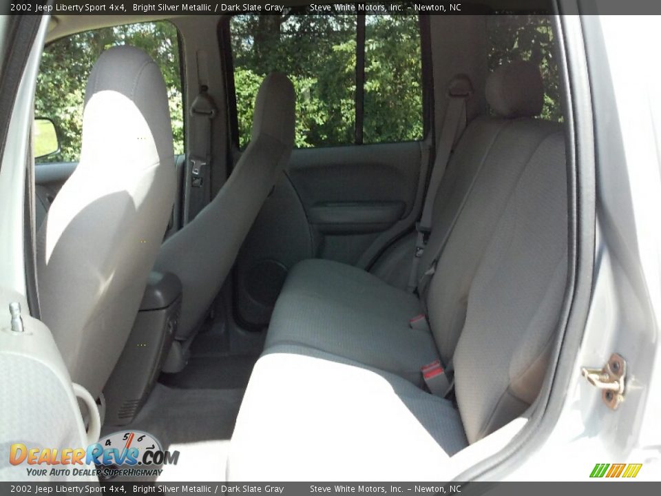 2002 Jeep Liberty Sport 4x4 Bright Silver Metallic / Dark Slate Gray Photo #8