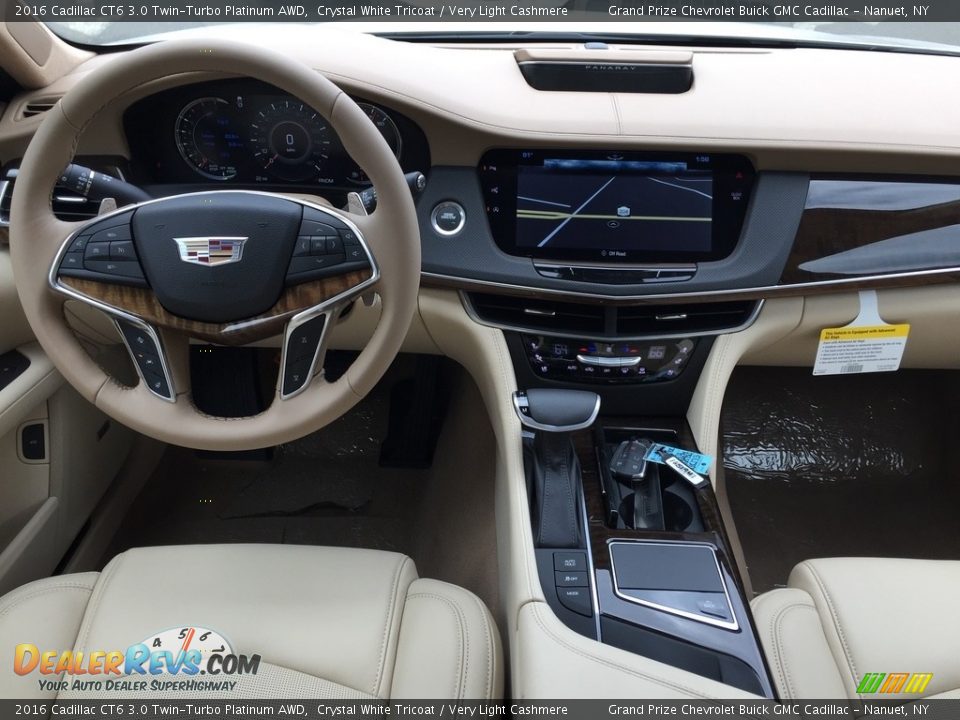 2016 Cadillac CT6 3.0 Twin-Turbo Platinum AWD Crystal White Tricoat / Very Light Cashmere Photo #8