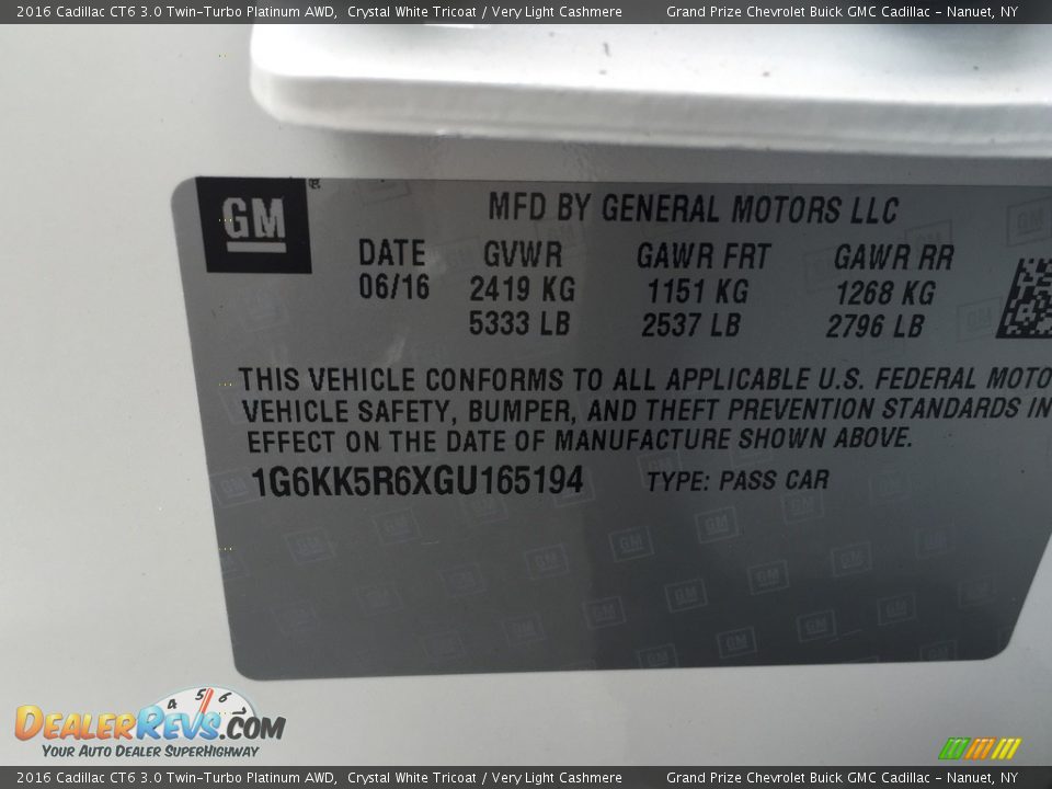 2016 Cadillac CT6 3.0 Twin-Turbo Platinum AWD Crystal White Tricoat / Very Light Cashmere Photo #11