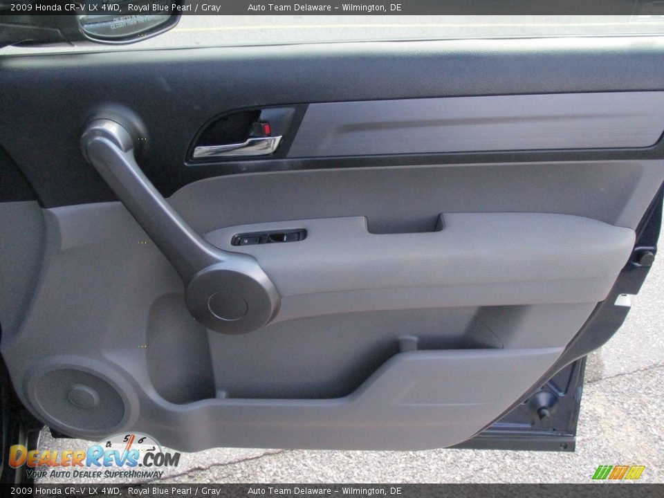 2009 Honda CR-V LX 4WD Royal Blue Pearl / Gray Photo #30