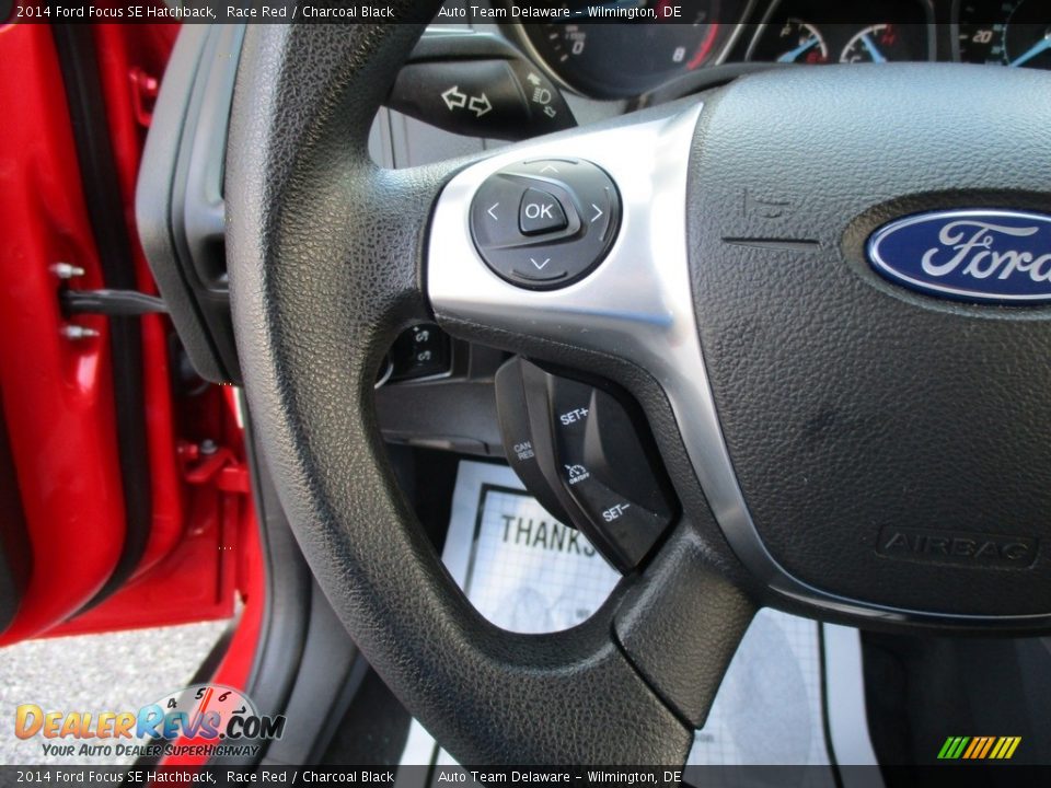 2014 Ford Focus SE Hatchback Race Red / Charcoal Black Photo #26