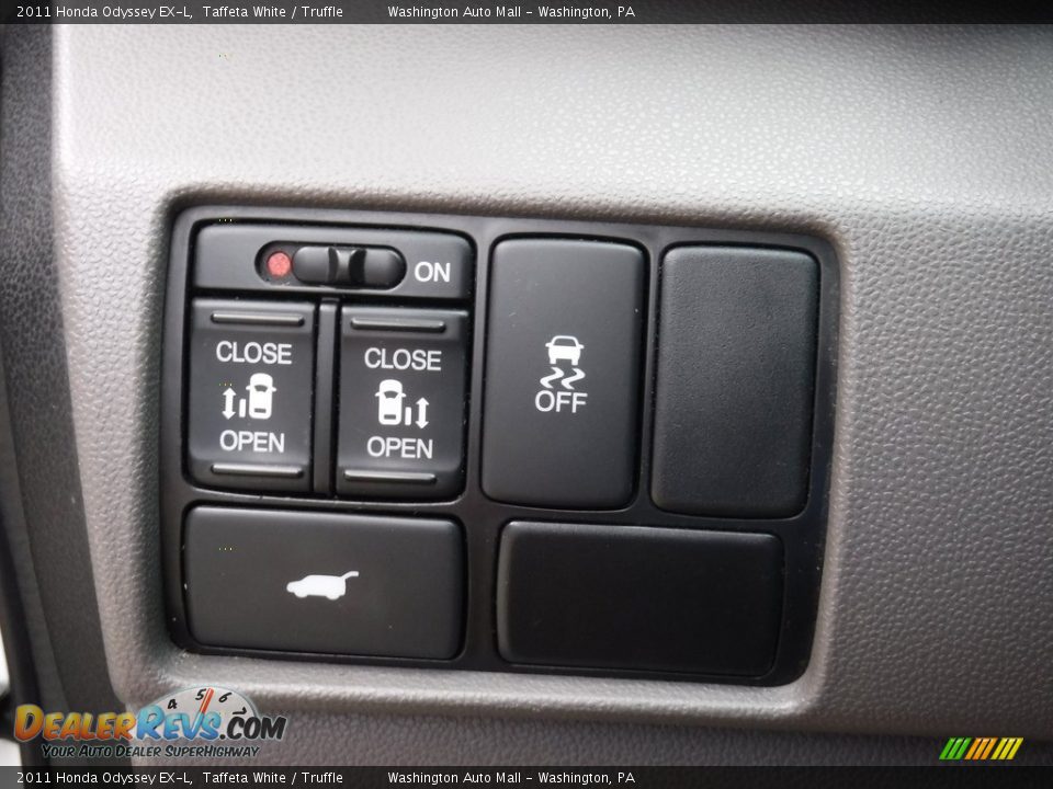 2011 Honda Odyssey EX-L Taffeta White / Truffle Photo #16
