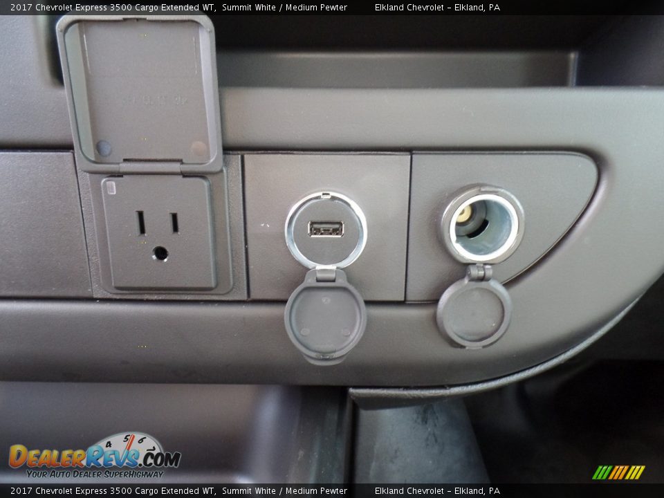 2017 Chevrolet Express 3500 Cargo Extended WT Summit White / Medium Pewter Photo #28