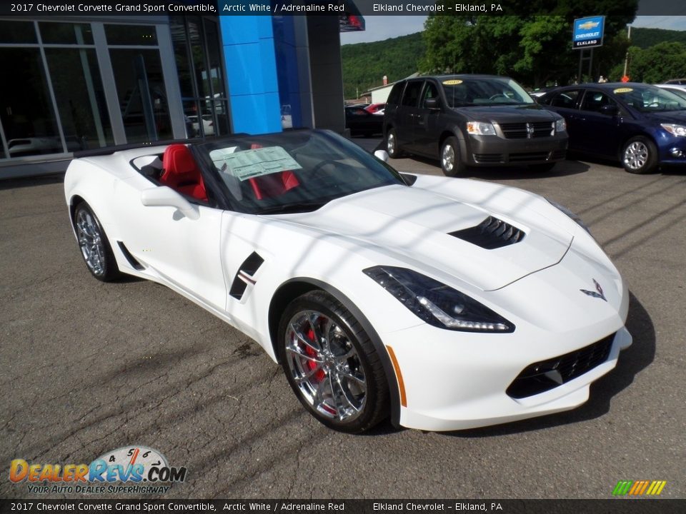 Front 3/4 View of 2017 Chevrolet Corvette Grand Sport Convertible Photo #2