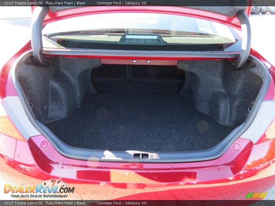 2017 Toyota Camry SE Ruby Flare Pearl / Black Photo #21