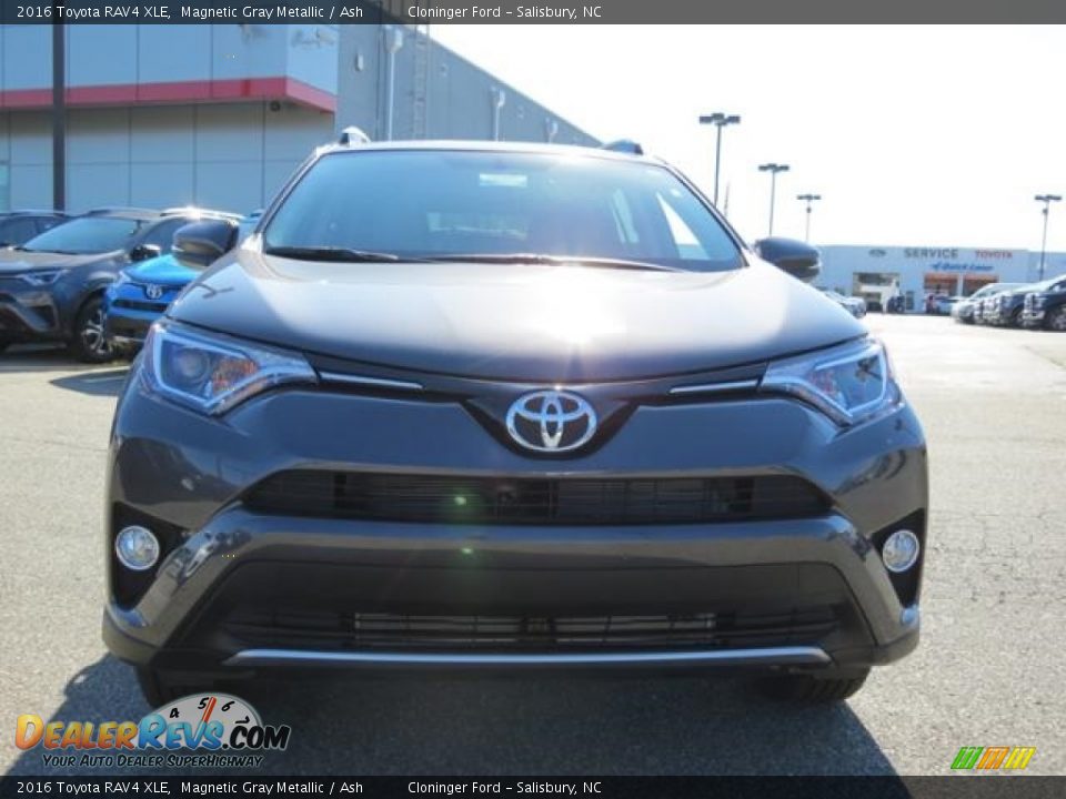 2016 Toyota RAV4 XLE Magnetic Gray Metallic / Ash Photo #2