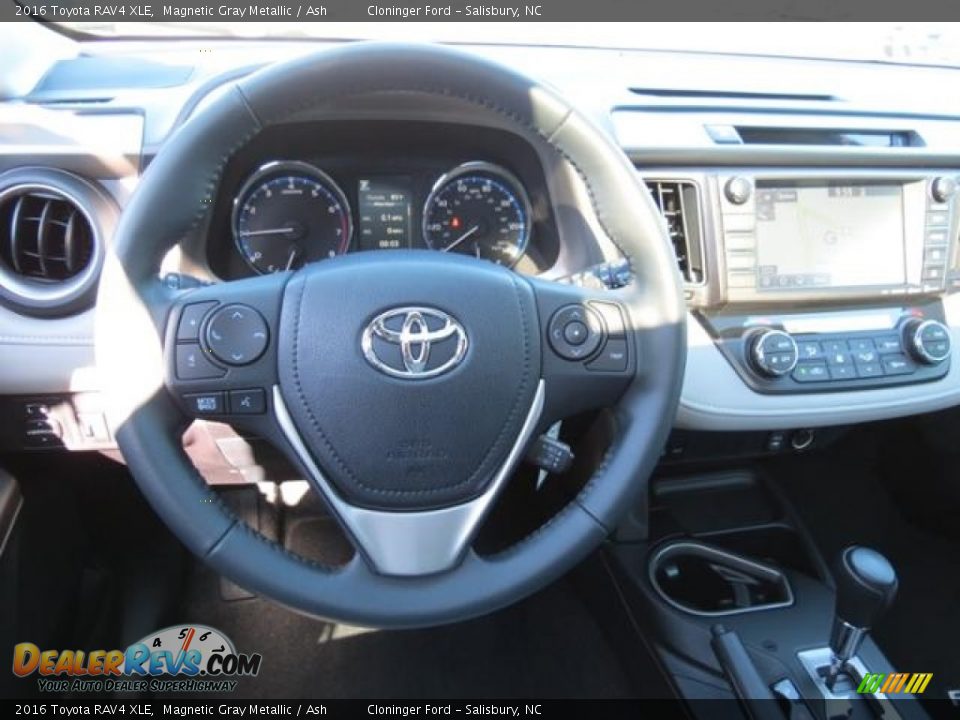 2016 Toyota RAV4 XLE Magnetic Gray Metallic / Ash Photo #5