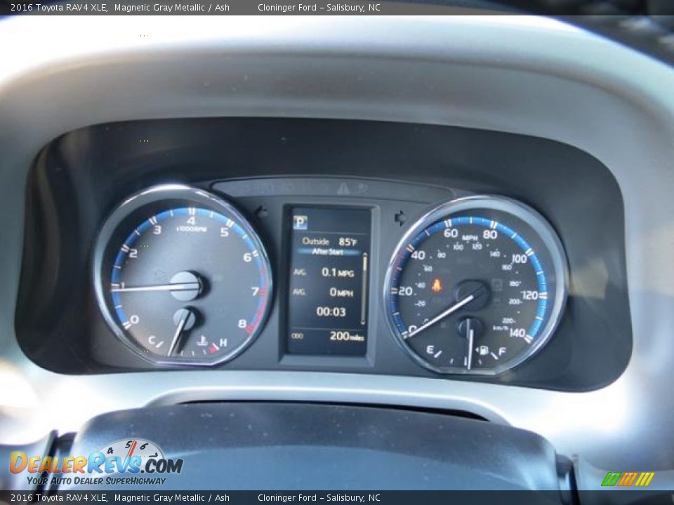 2016 Toyota RAV4 XLE Magnetic Gray Metallic / Ash Photo #11