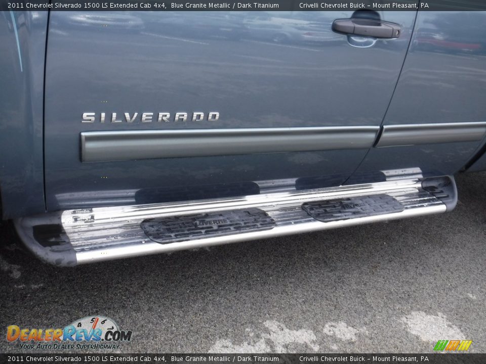 2011 Chevrolet Silverado 1500 LS Extended Cab 4x4 Blue Granite Metallic / Dark Titanium Photo #3