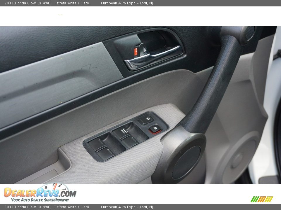 2011 Honda CR-V LX 4WD Taffeta White / Black Photo #19