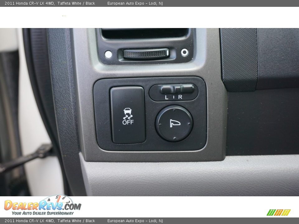 2011 Honda CR-V LX 4WD Taffeta White / Black Photo #20
