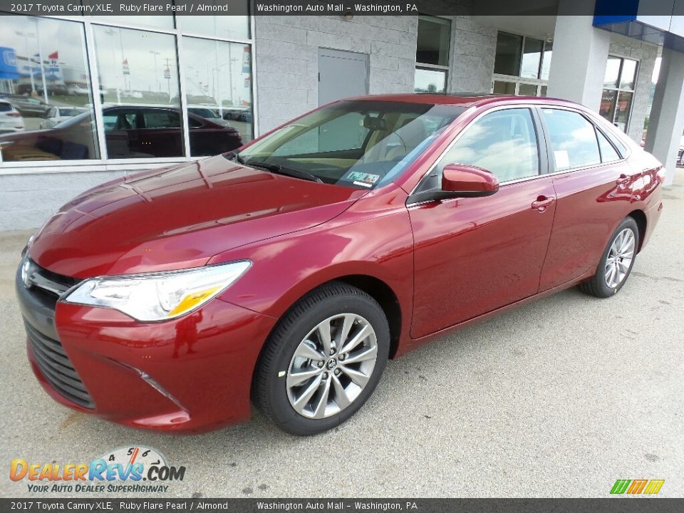 Ruby Flare Pearl 2017 Toyota Camry XLE Photo #6