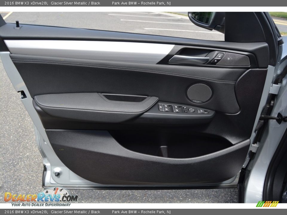 2016 BMW X3 xDrive28i Glacier Silver Metallic / Black Photo #8
