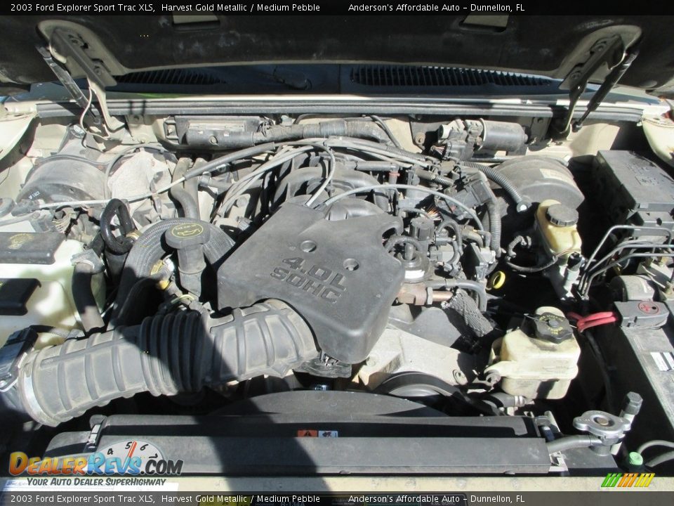 2003 Ford Explorer Sport Trac XLS Harvest Gold Metallic / Medium Pebble Photo #20