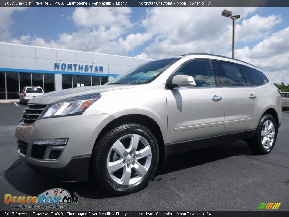 2017 Chevrolet Traverse LT AWD Champagne Silver Metallic / Ebony Photo #1