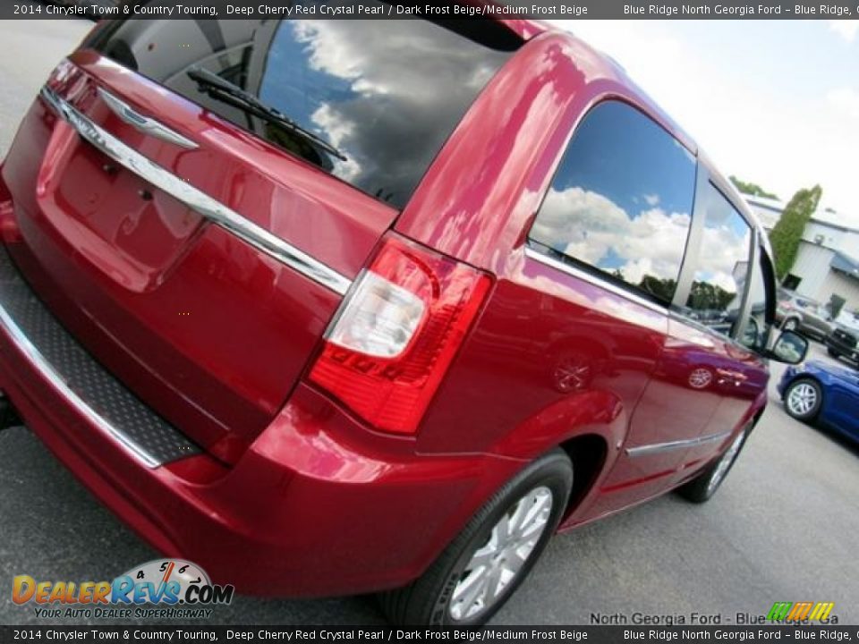 2014 Chrysler Town & Country Touring Deep Cherry Red Crystal Pearl / Dark Frost Beige/Medium Frost Beige Photo #36