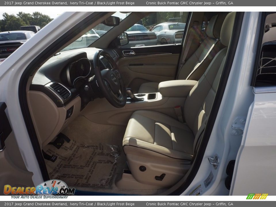 2017 Jeep Grand Cherokee Overland Ivory Tri-Coat / Black/Light Frost Beige Photo #9