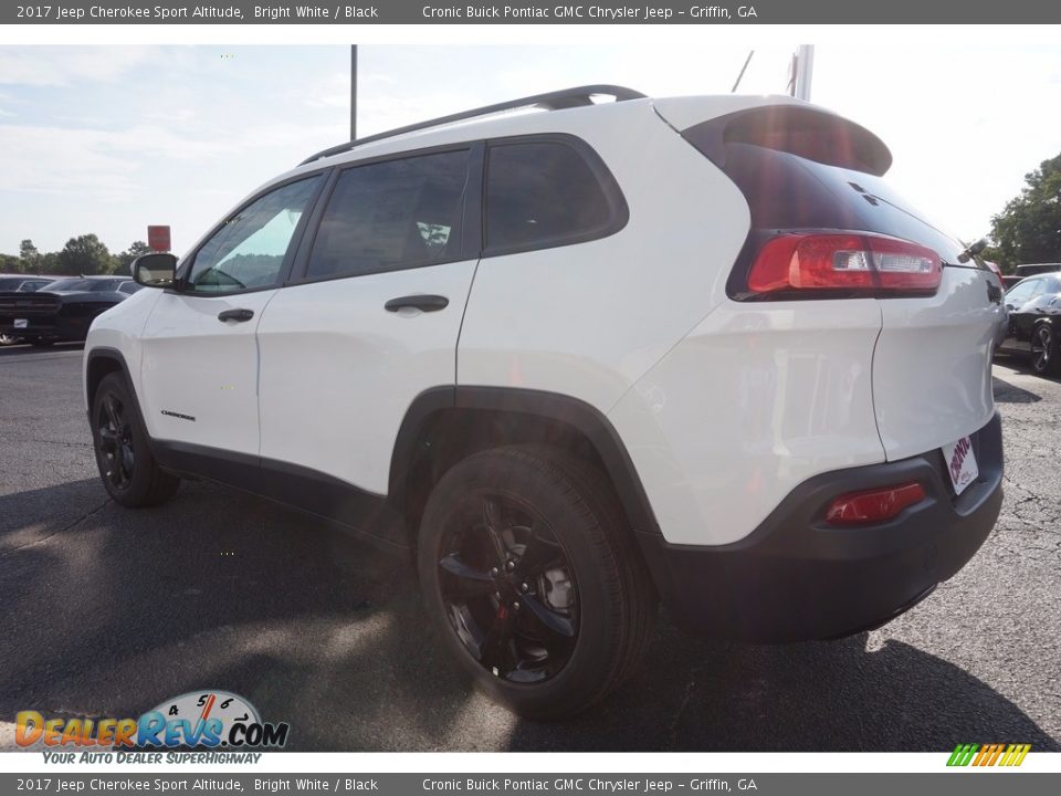 2017 Jeep Cherokee Sport Altitude Bright White / Black Photo #5