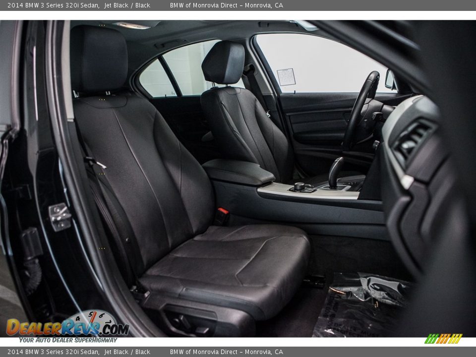 2014 BMW 3 Series 320i Sedan Jet Black / Black Photo #13