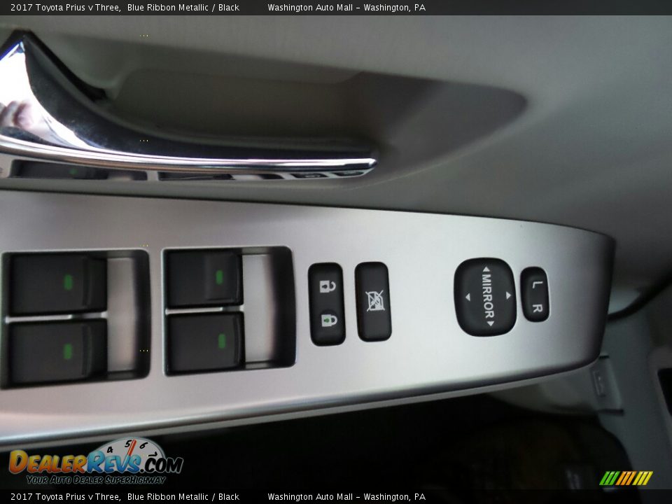 Controls of 2017 Toyota Prius v Three Photo #13