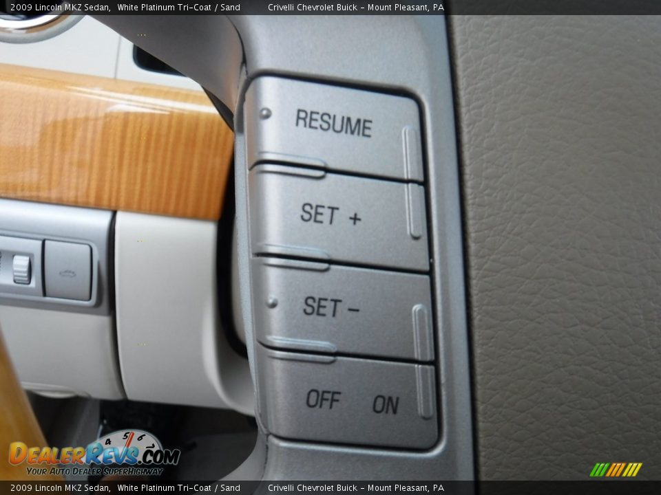 2009 Lincoln MKZ Sedan White Platinum Tri-Coat / Sand Photo #27
