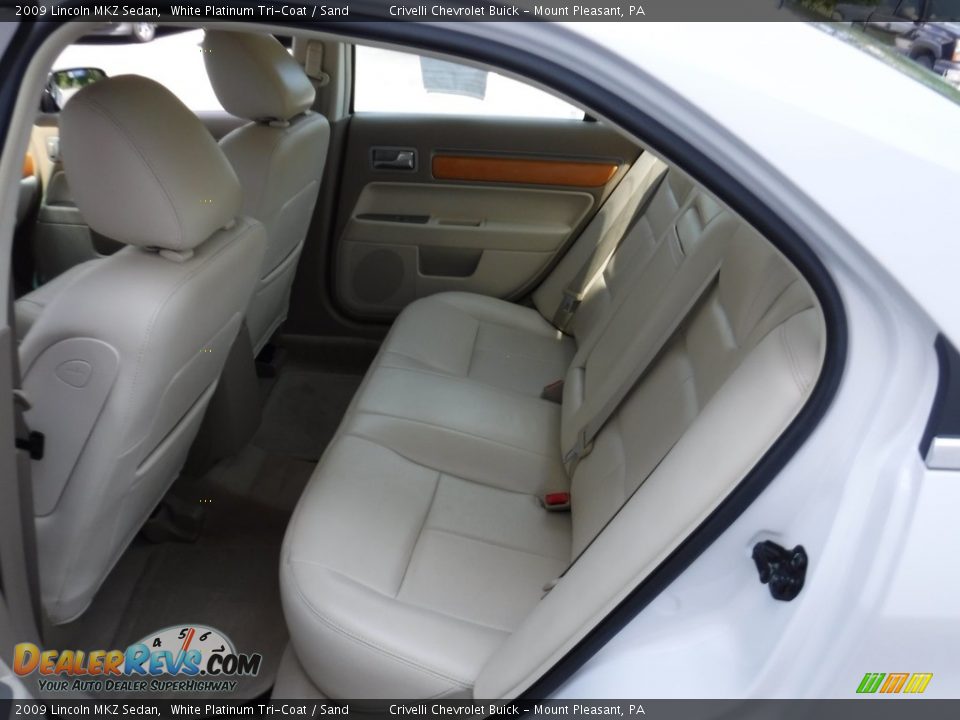 2009 Lincoln MKZ Sedan White Platinum Tri-Coat / Sand Photo #32