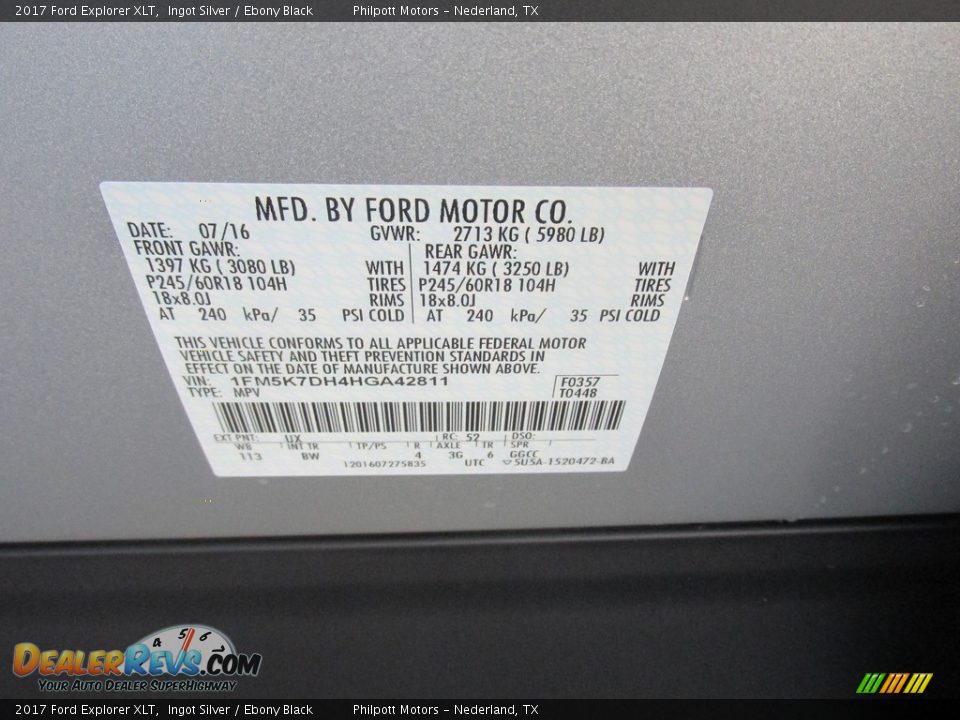 2017 Ford Explorer XLT Ingot Silver / Ebony Black Photo #34