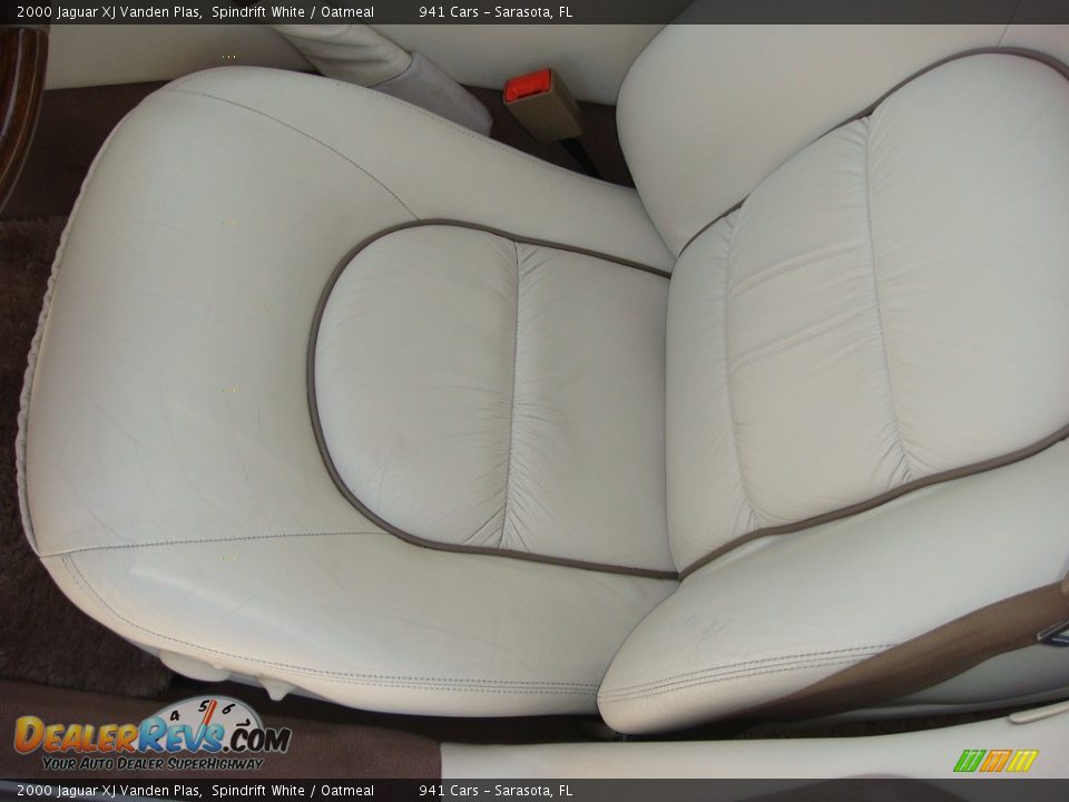 2000 Jaguar XJ Vanden Plas Spindrift White / Oatmeal Photo #11