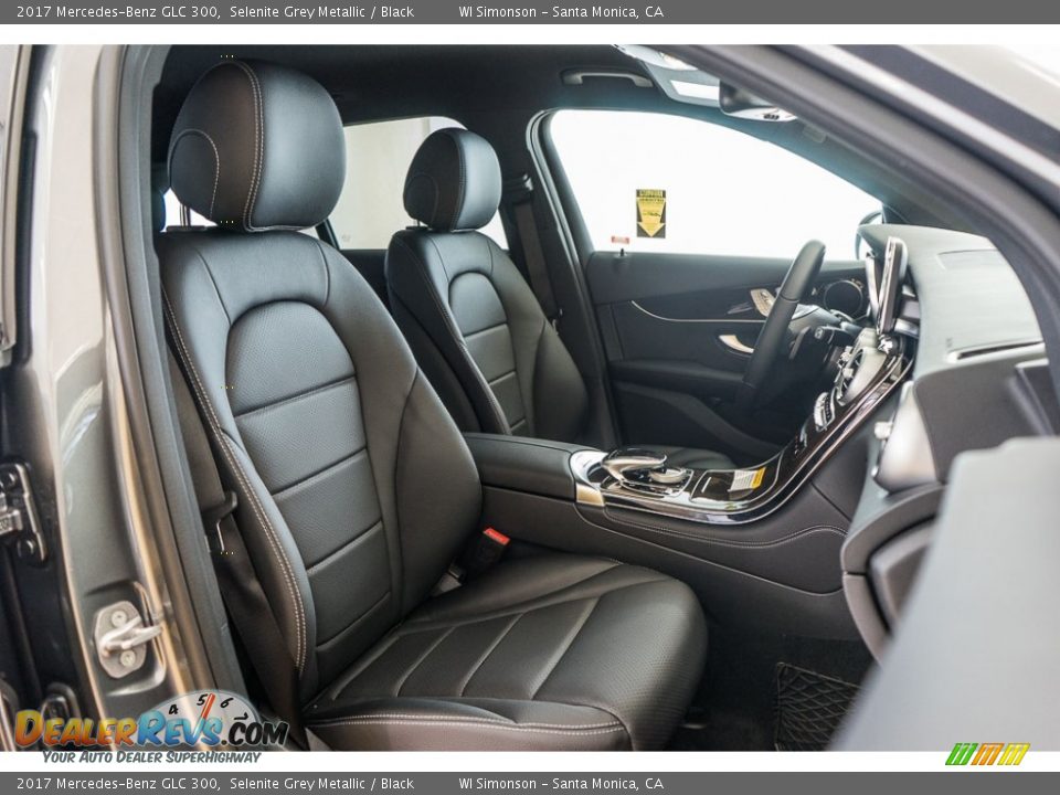 Black Interior - 2017 Mercedes-Benz GLC 300 Photo #2
