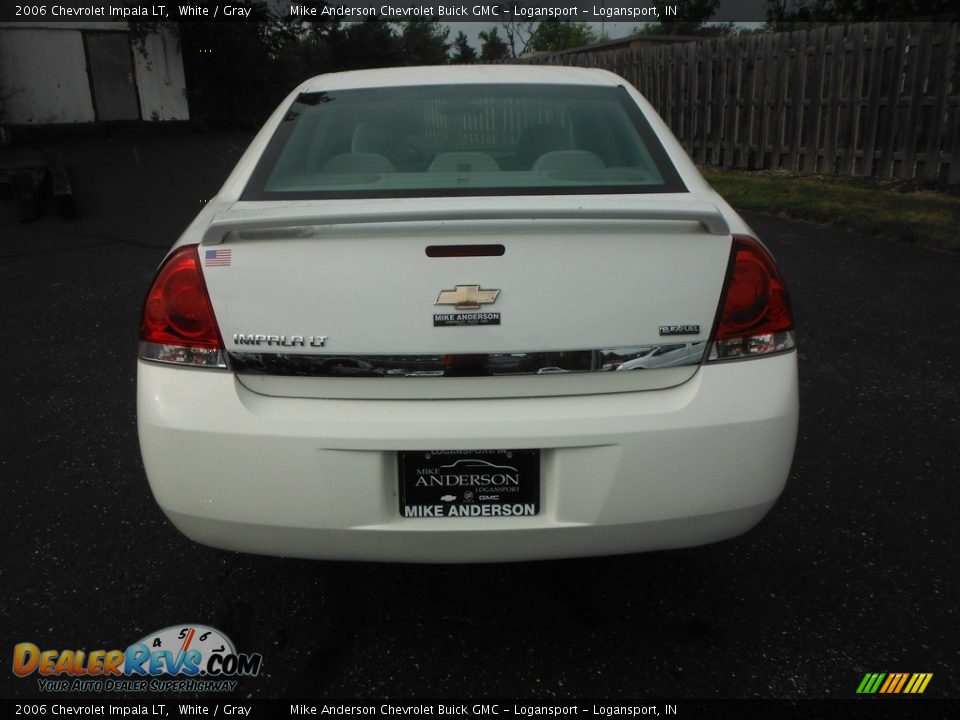 2006 Chevrolet Impala LT White / Gray Photo #5