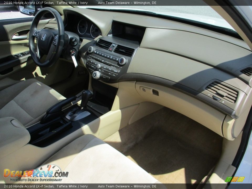 2010 Honda Accord LX-P Sedan Taffeta White / Ivory Photo #17