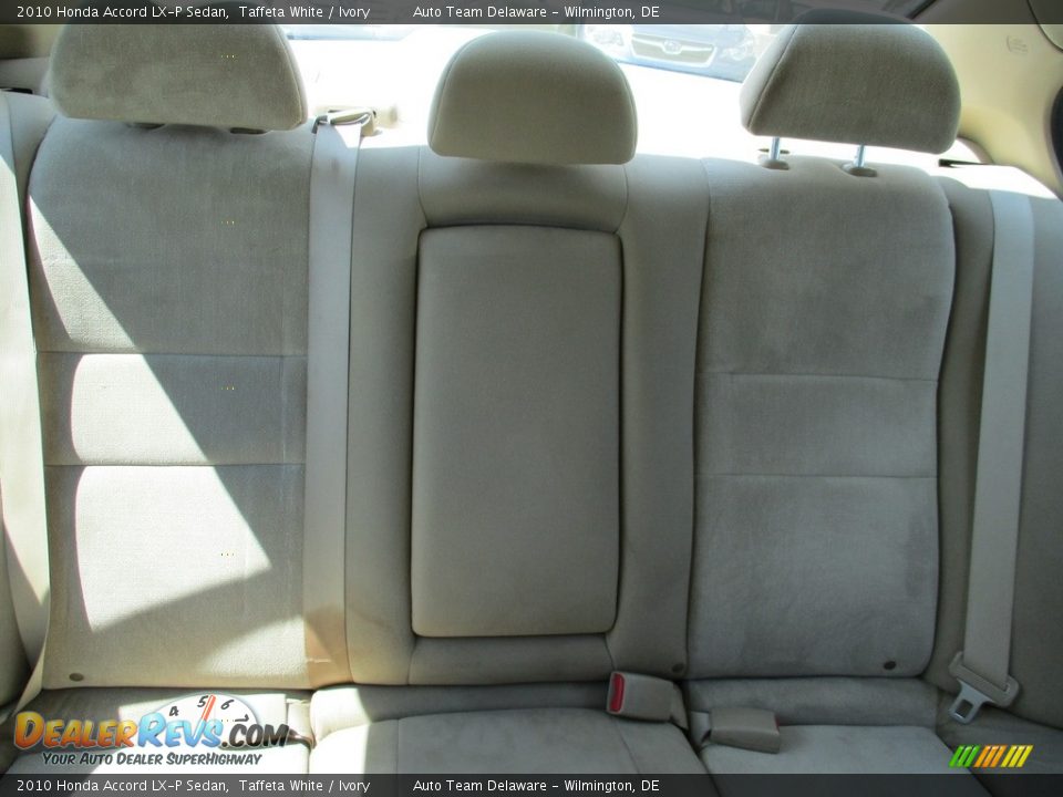 2010 Honda Accord LX-P Sedan Taffeta White / Ivory Photo #21