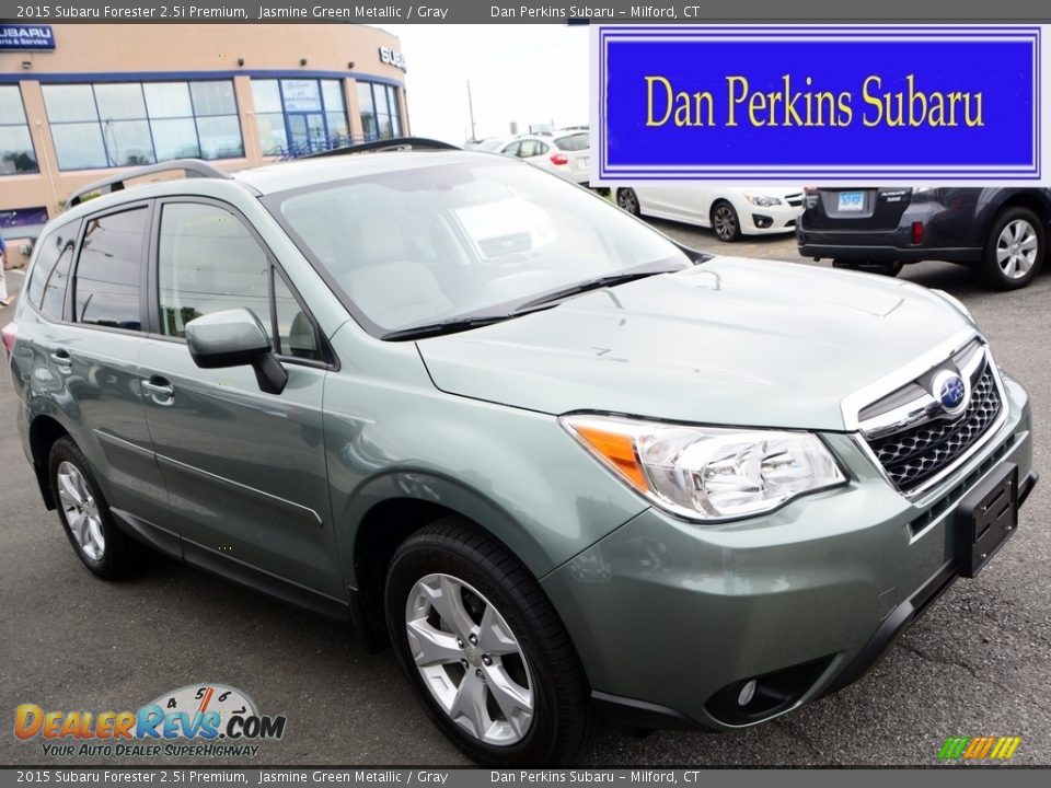 2015 Subaru Forester 2.5i Premium Jasmine Green Metallic / Gray Photo #1