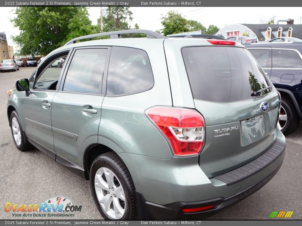 2015 Subaru Forester 2.5i Premium Jasmine Green Metallic / Gray Photo #10