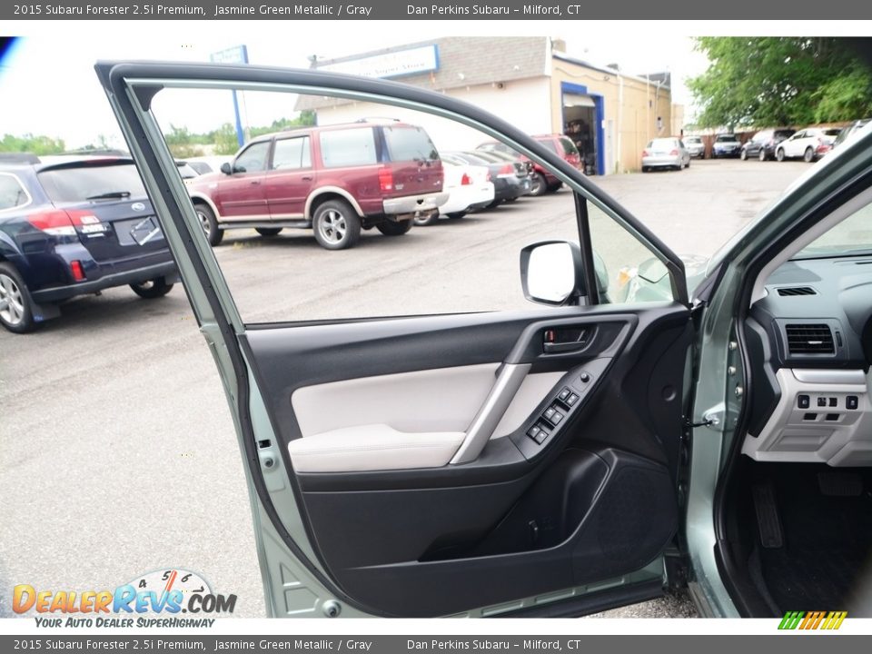 2015 Subaru Forester 2.5i Premium Jasmine Green Metallic / Gray Photo #20