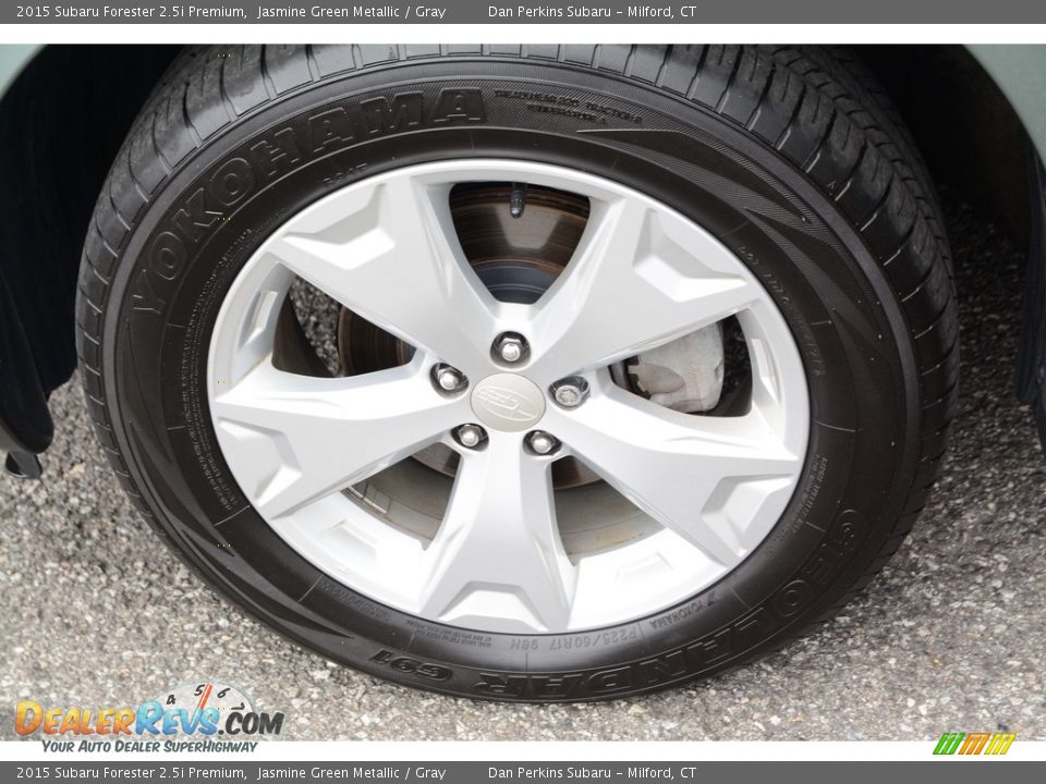 2015 Subaru Forester 2.5i Premium Jasmine Green Metallic / Gray Photo #23