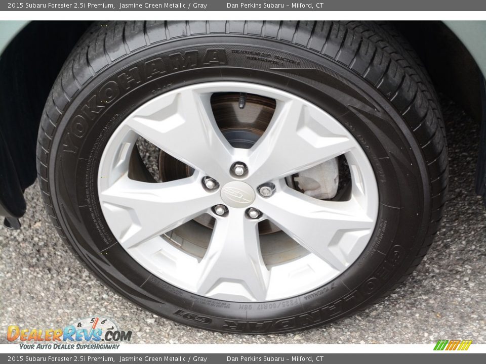 2015 Subaru Forester 2.5i Premium Jasmine Green Metallic / Gray Photo #24