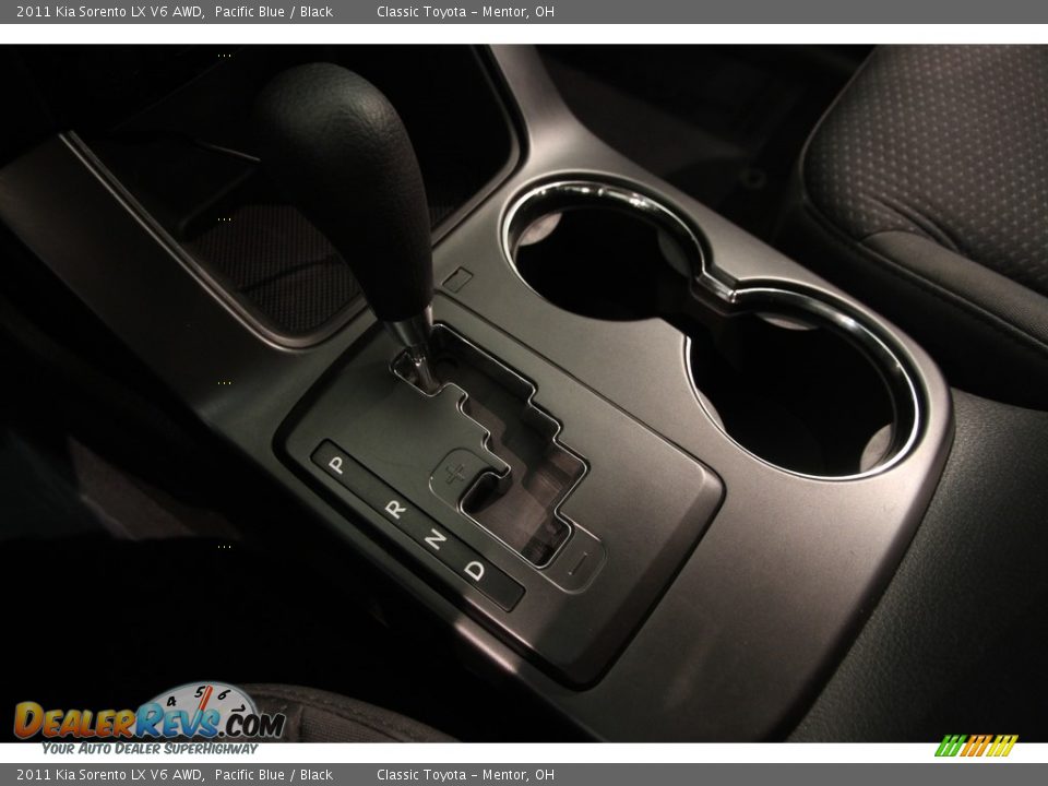 2011 Kia Sorento LX V6 AWD Pacific Blue / Black Photo #10