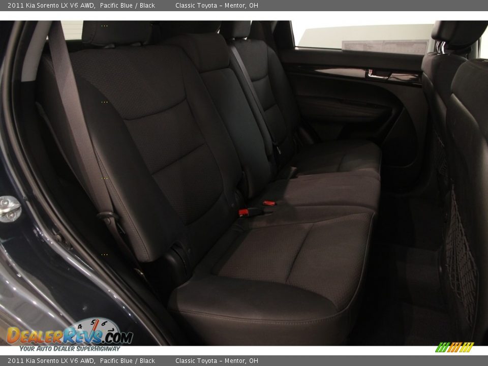 2011 Kia Sorento LX V6 AWD Pacific Blue / Black Photo #12