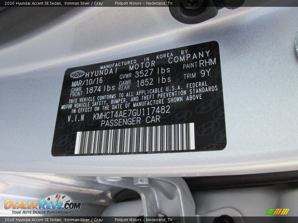 2016 Hyundai Accent SE Sedan Ironman Silver / Gray Photo #31