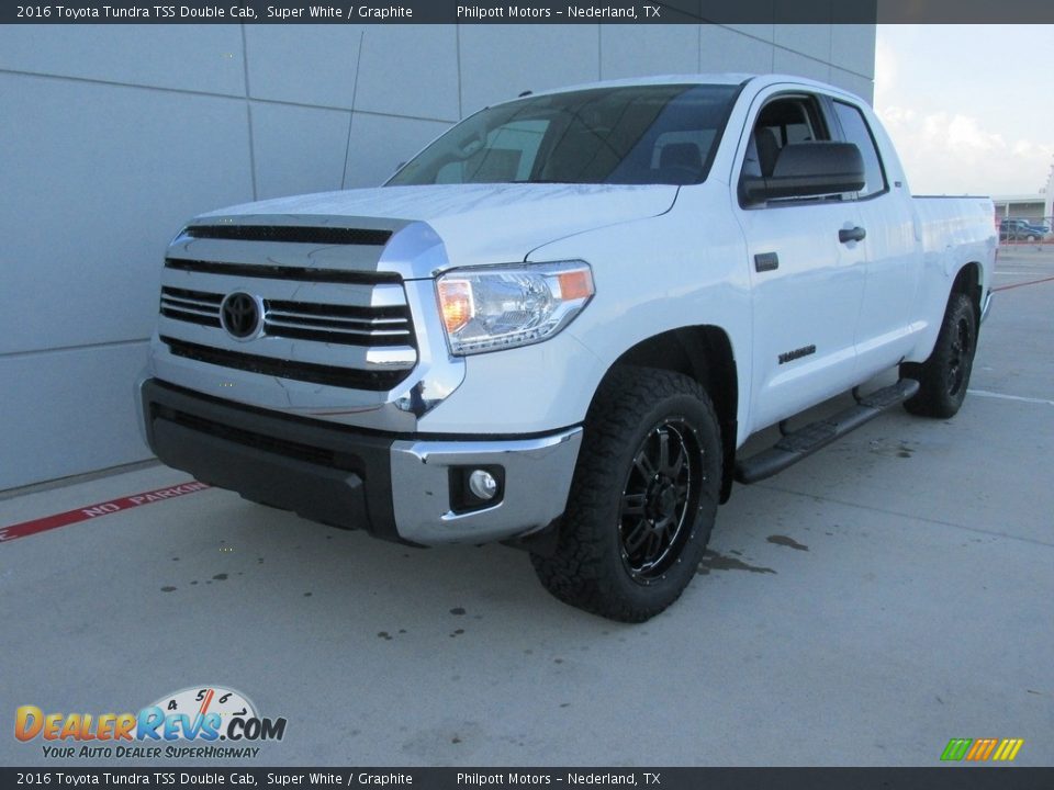 2016 Toyota Tundra TSS Double Cab Super White / Graphite Photo #7