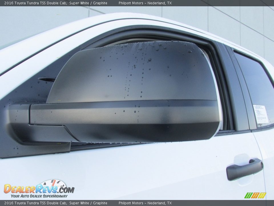 2016 Toyota Tundra TSS Double Cab Super White / Graphite Photo #13