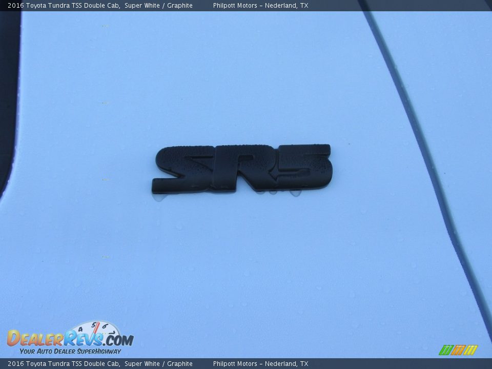 2016 Toyota Tundra TSS Double Cab Super White / Graphite Photo #16