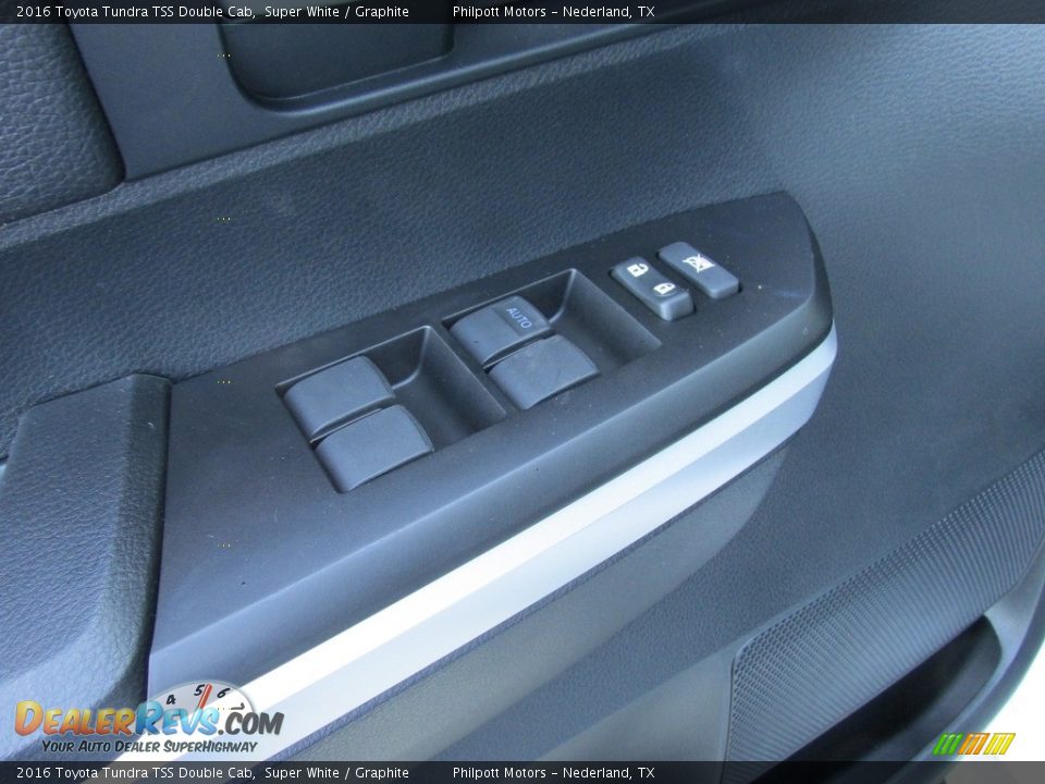 2016 Toyota Tundra TSS Double Cab Super White / Graphite Photo #22