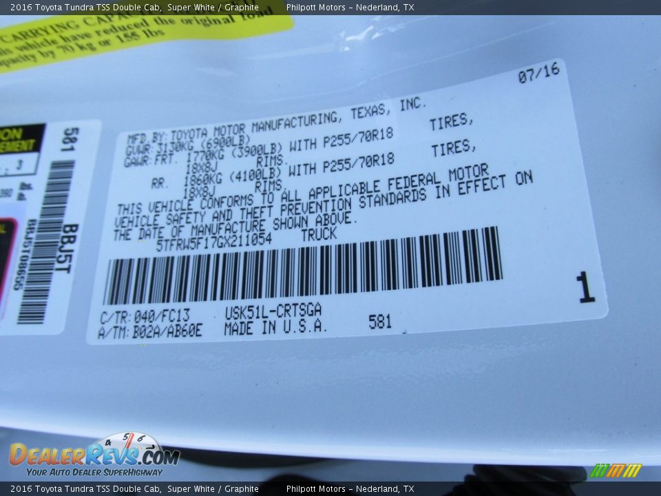2016 Toyota Tundra TSS Double Cab Super White / Graphite Photo #34